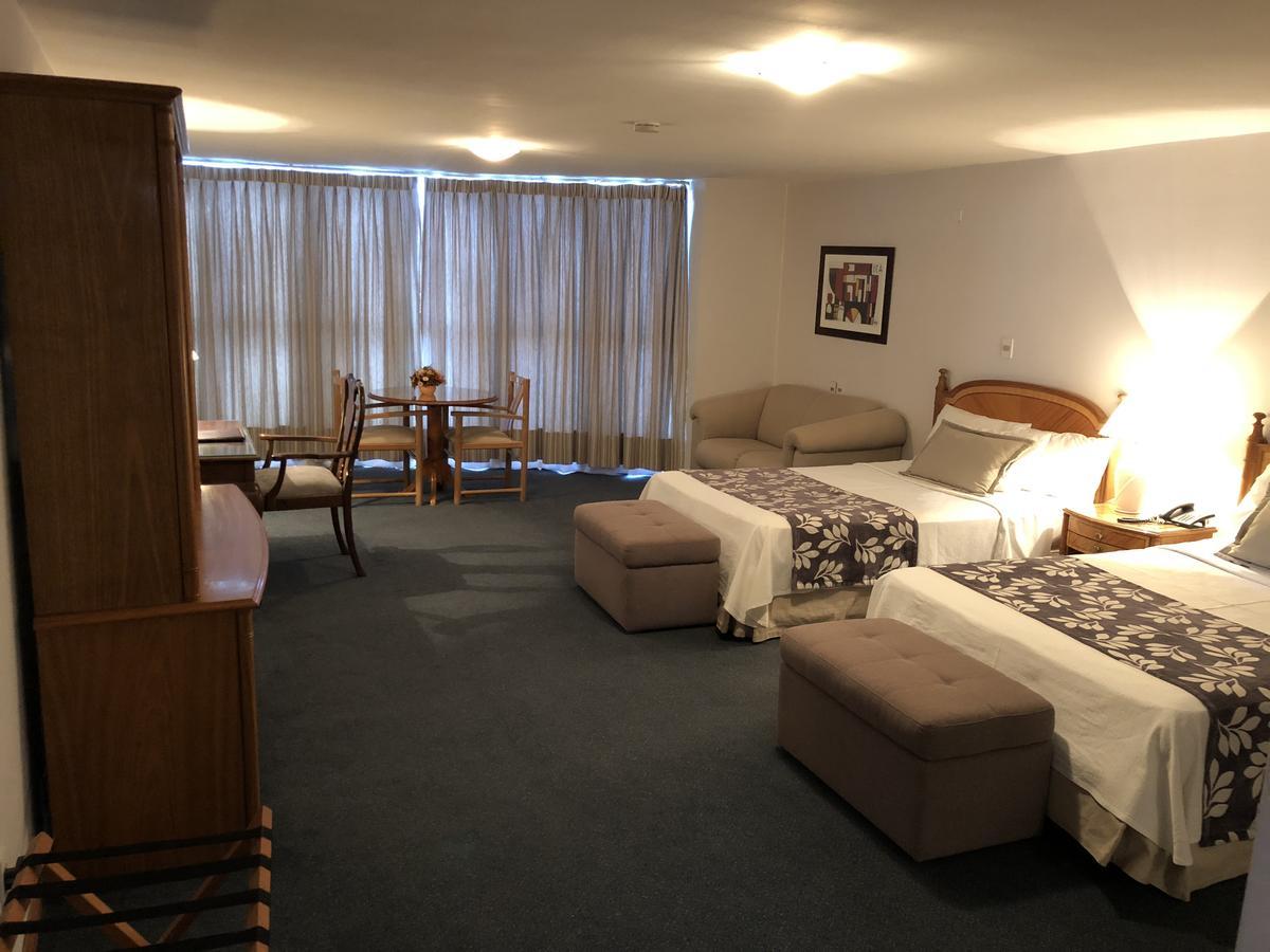 מונטווידאו Crystal Palace Hotel מראה חיצוני תמונה