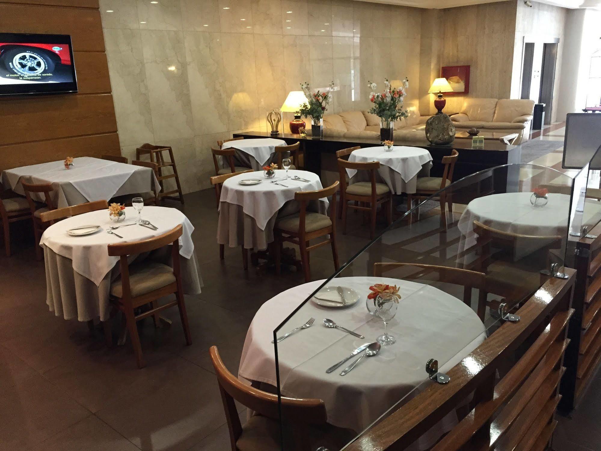 מונטווידאו Crystal Palace Hotel מראה חיצוני תמונה