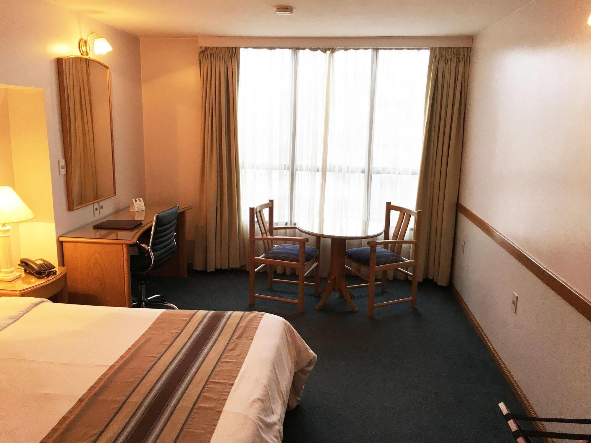 מונטווידאו Crystal Palace Hotel מראה חיצוני תמונה