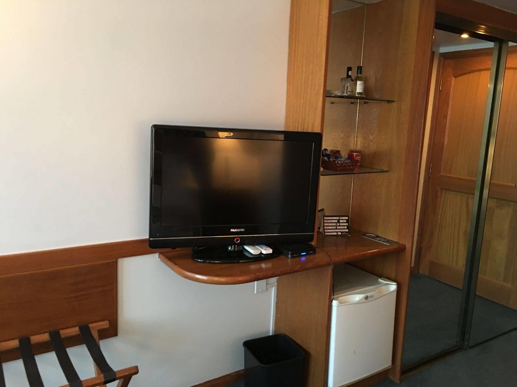 מונטווידאו Crystal Palace Hotel מראה חיצוני תמונה